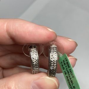 NWT Karis Collection Diamond Earrings J-41